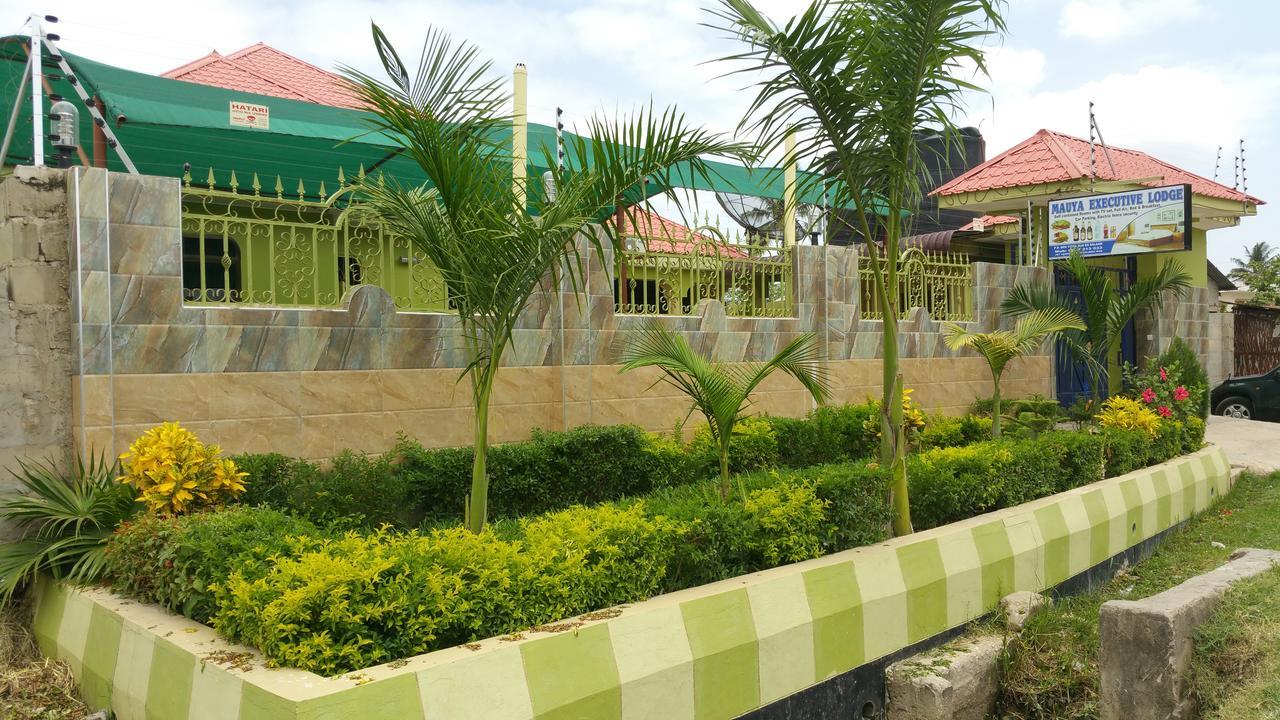 Mauya Executive Lodge Daressalam Exterior foto